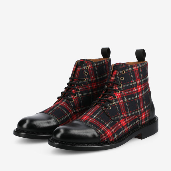 Taft The Jack Dress Boot In Red Plaid