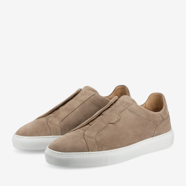 Taft The James Sneaker In Tan Suede