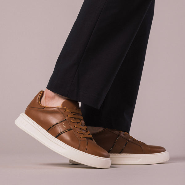 Taft The Logan Sneaker In Tan