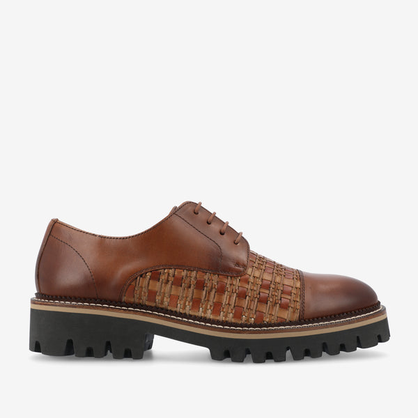 taft The Lucia Shoe in Brown Woven