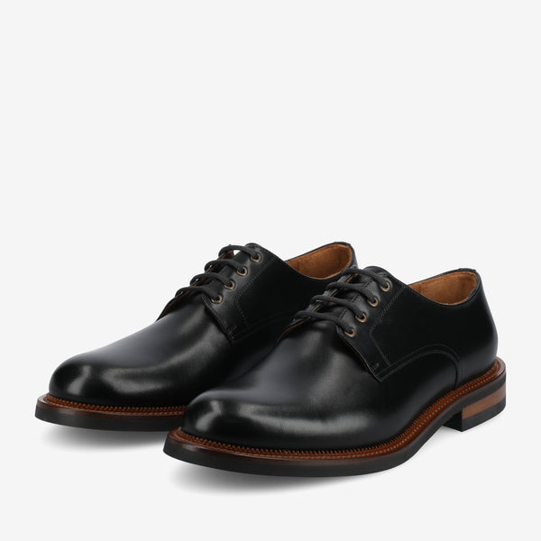 Taft The Miles In Black