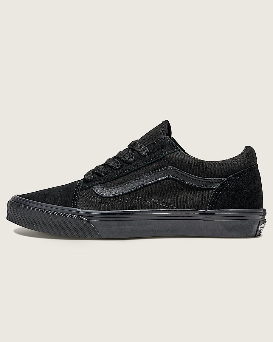 taka hayashi for vault by vans Big Kids Old Skool Shoe Blackout