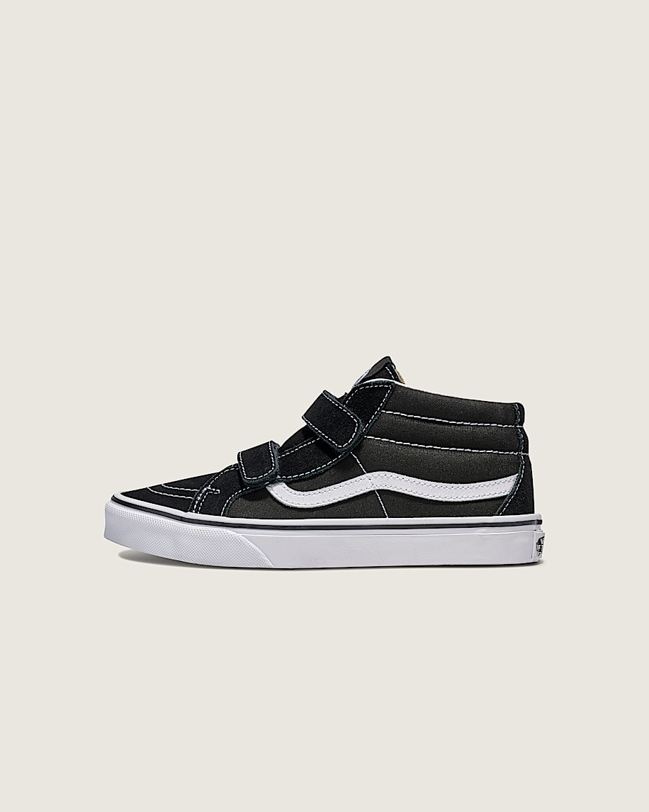taka hayashi for vault by vans Big Kids Sk8-Mid V Shoe Black True White
