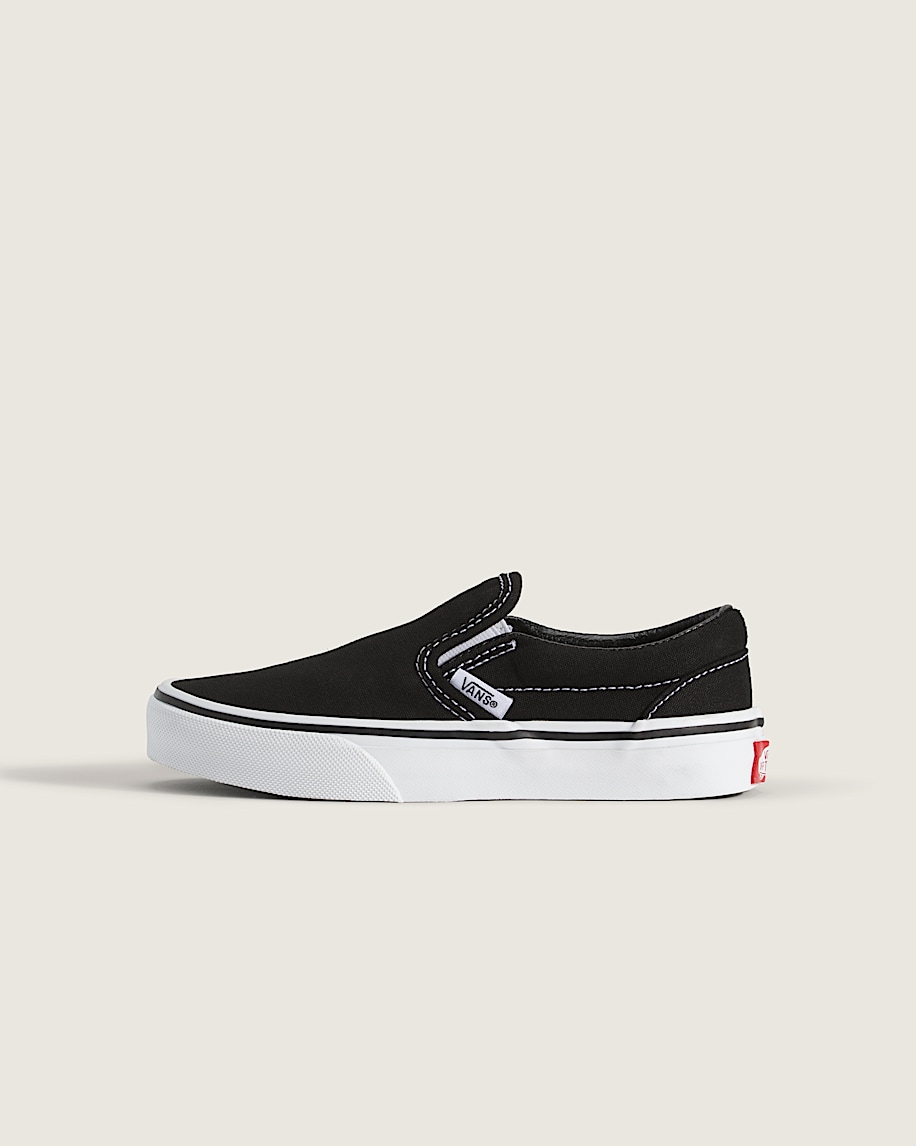 taka hayashi for vault by vans Little Kids Classic Slip-On Shoe Black True White