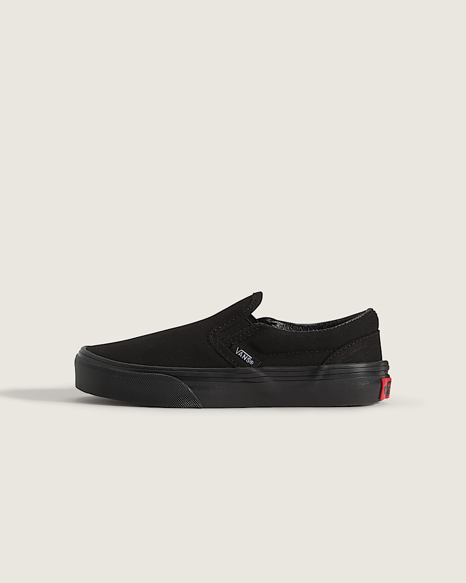 taka hayashi for vault by vans Little Kids Classic Slip-On Shoe Blackout