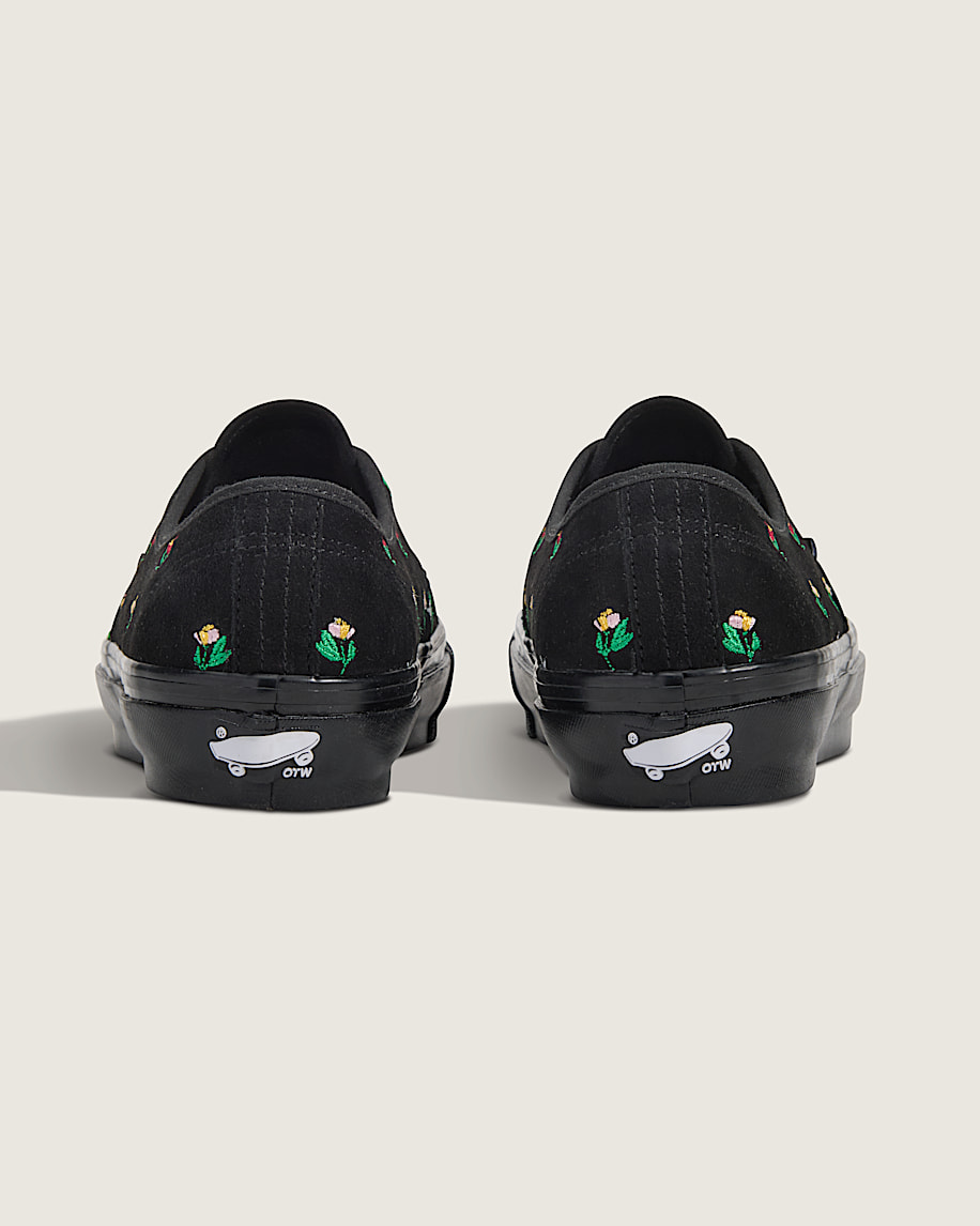 Taka Hayashi For Vault By Vans OTW Authentic 44 Flower Print Black