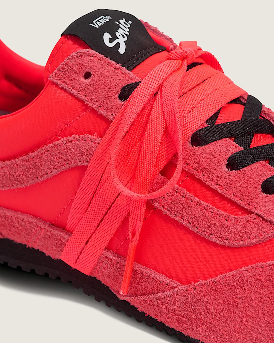 Taka Hayashi For Vault By Vans Premium Super Lowpro Trainer Diva Pink