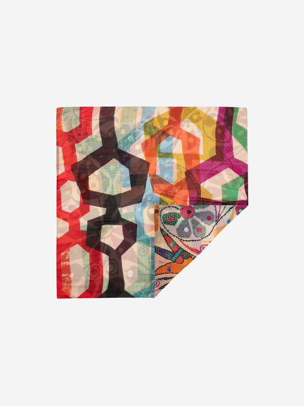 Talking Walls Ava Carousel