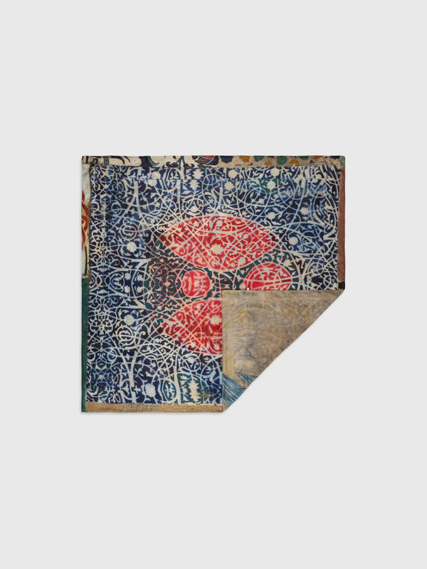 Talking Walls Ava Crimson Komadori