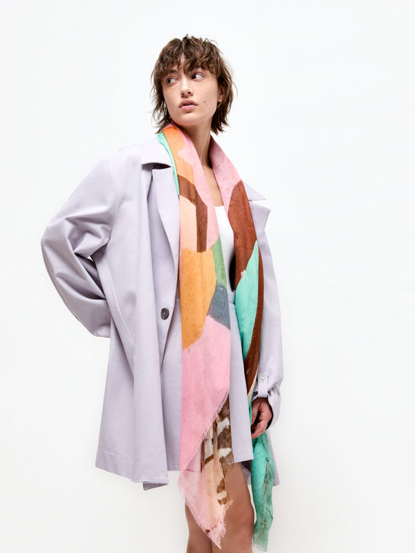 Talking Walls Ela Muse