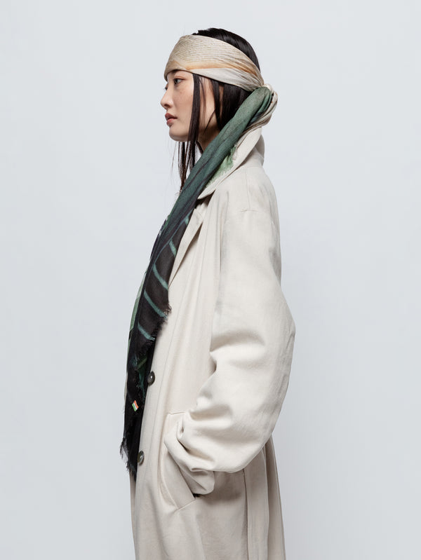 talking walls ela talking door