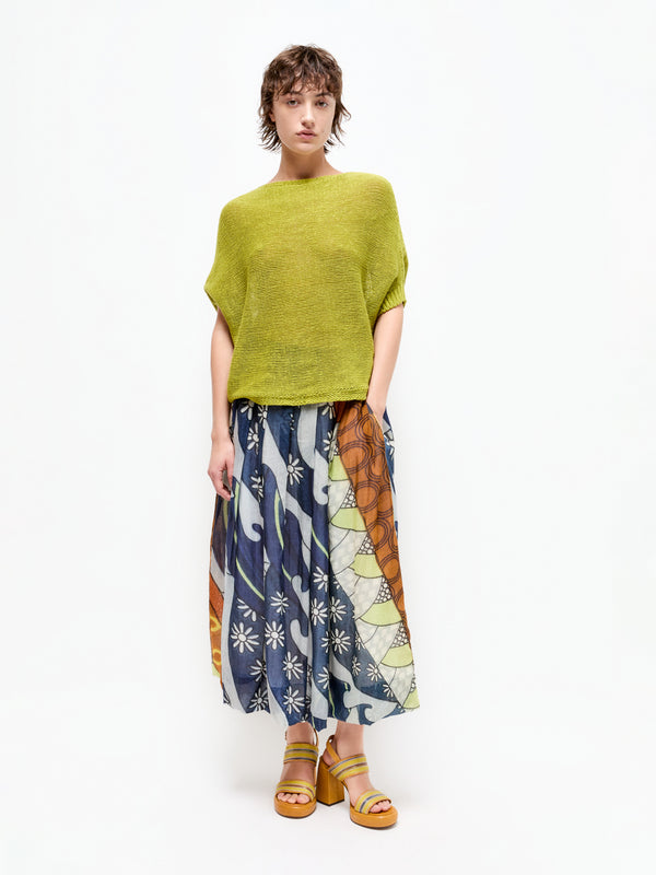 talking walls lily waves