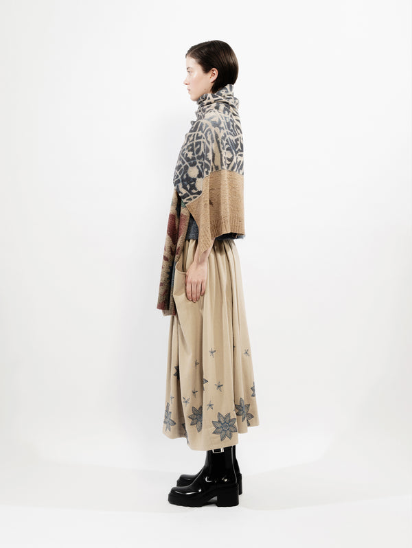 Talking Walls Lina Crimson