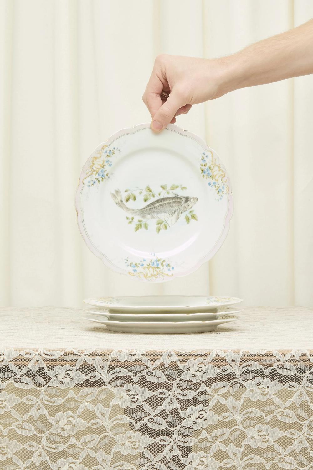 Tanner Fletcher Antique Fish Plates Set/6