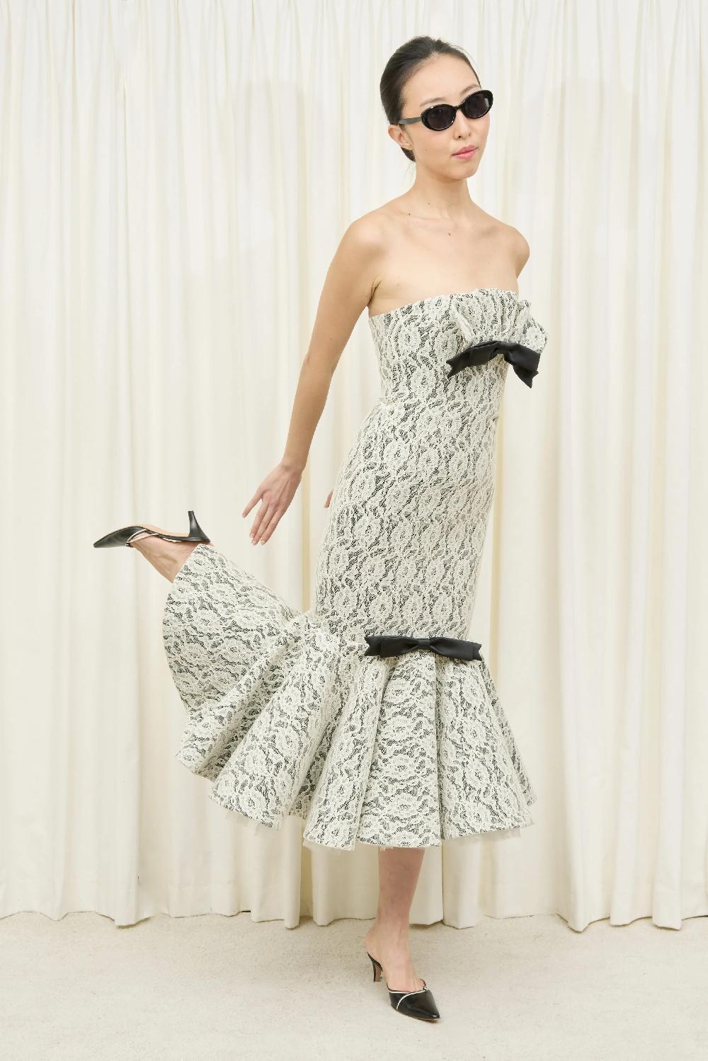 Tanner Fletcher Flossy Lace Layered Mermaid Gown