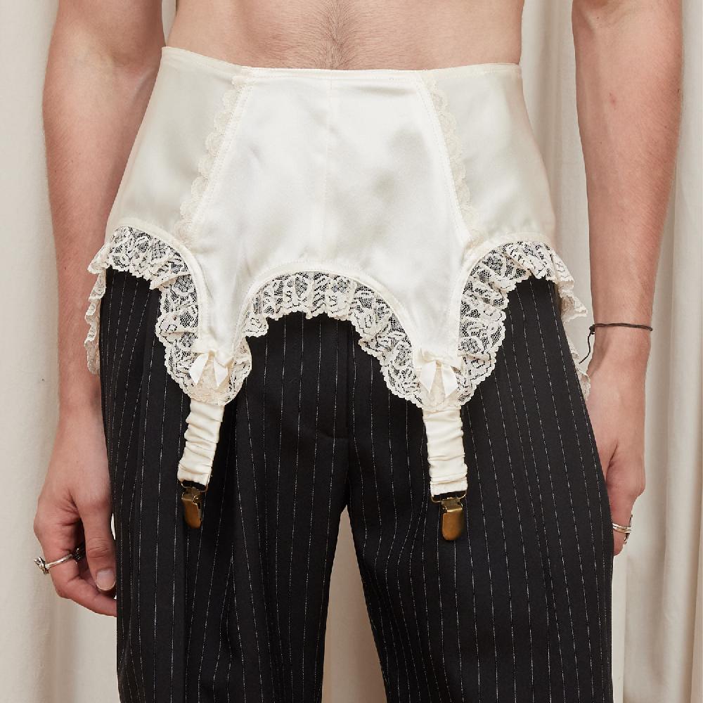 Tanner Fletcher Harriet Bow Detail Garter Belt