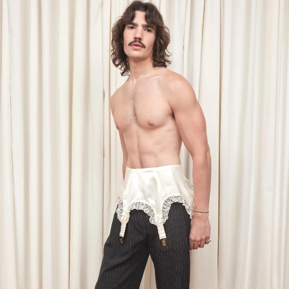 tanner fletcher Harriet Bow Detail Garter Belt