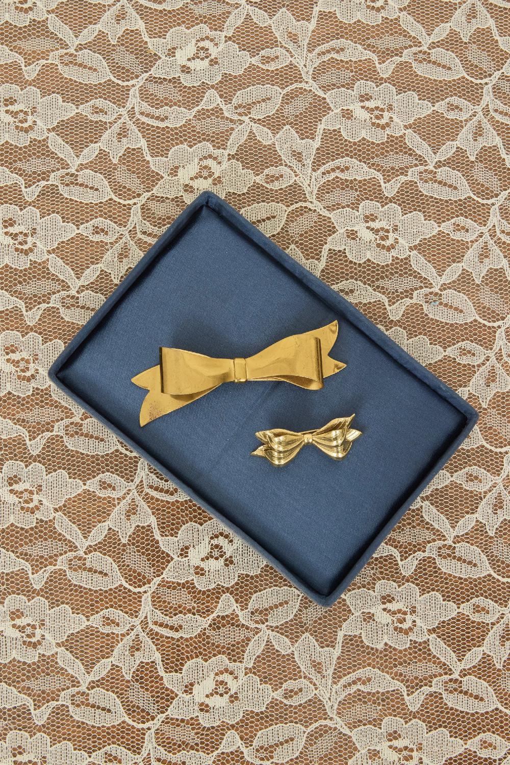 tanner fletcher Vintage Bow Brooches Set/2