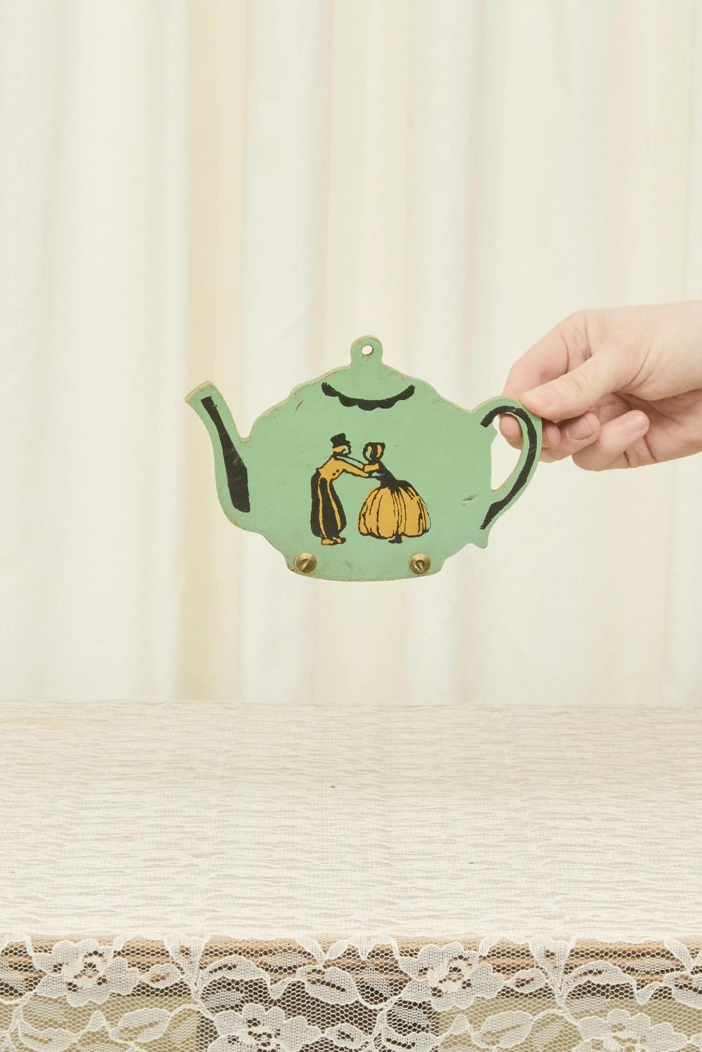 Tanner Fletcher Vintage Dancing Teapot Wall Hook