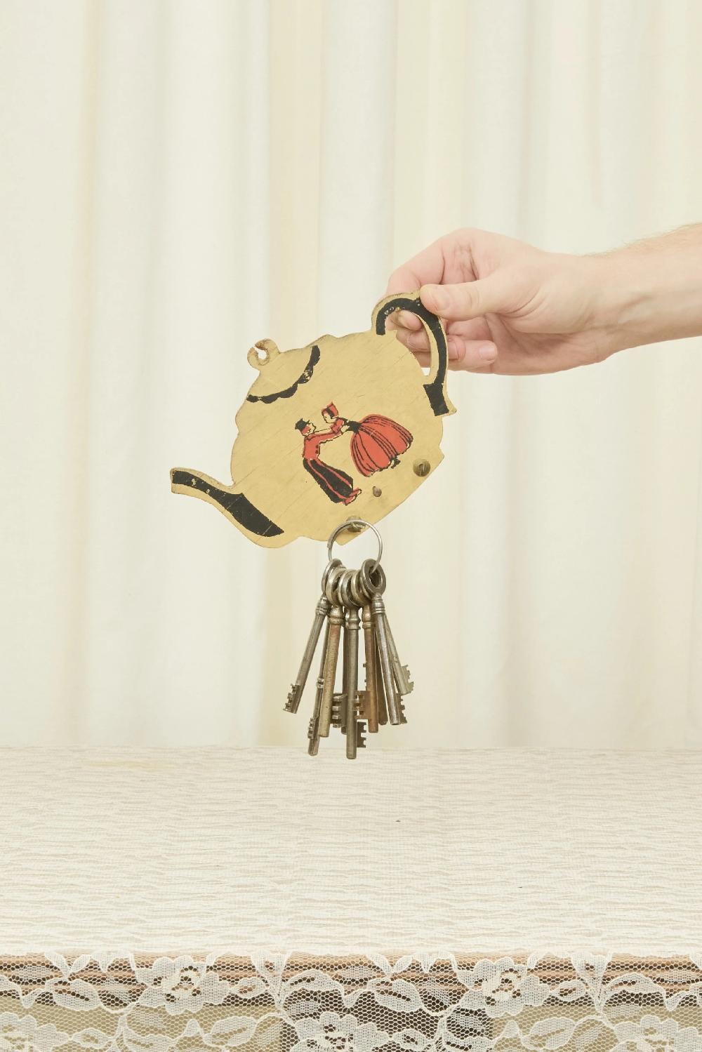 tanner fletcher Vintage Dancing Teapot Wall Hook