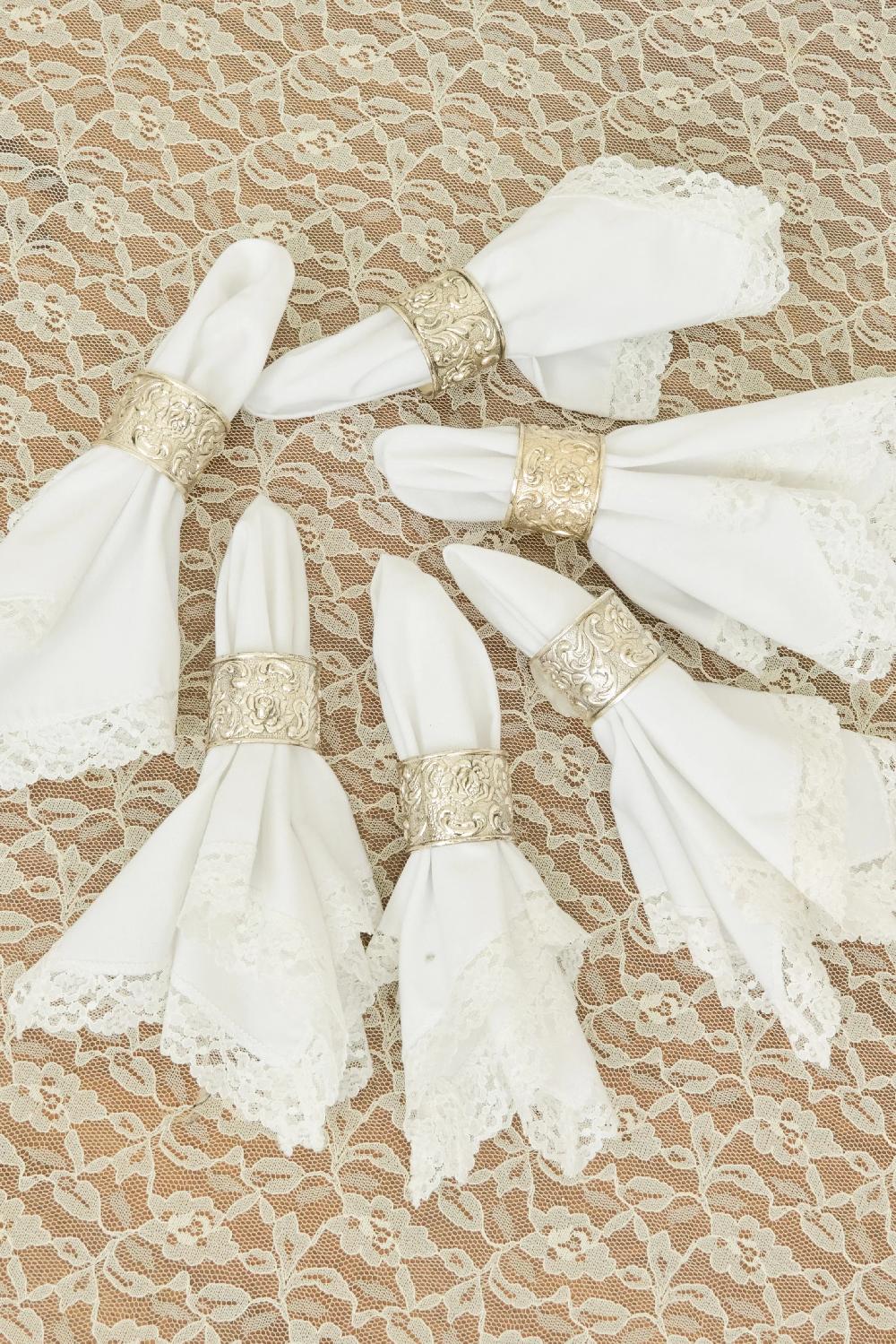 tanner fletcher Vintage Napkins & Silver Rings Set/6