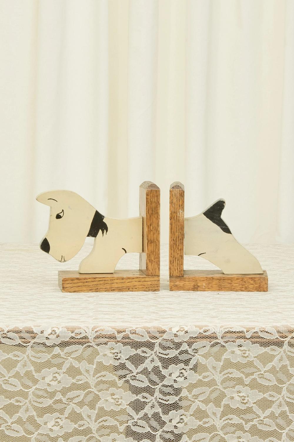 Tanner Fletcher Vintage Scottie Painted Bookends