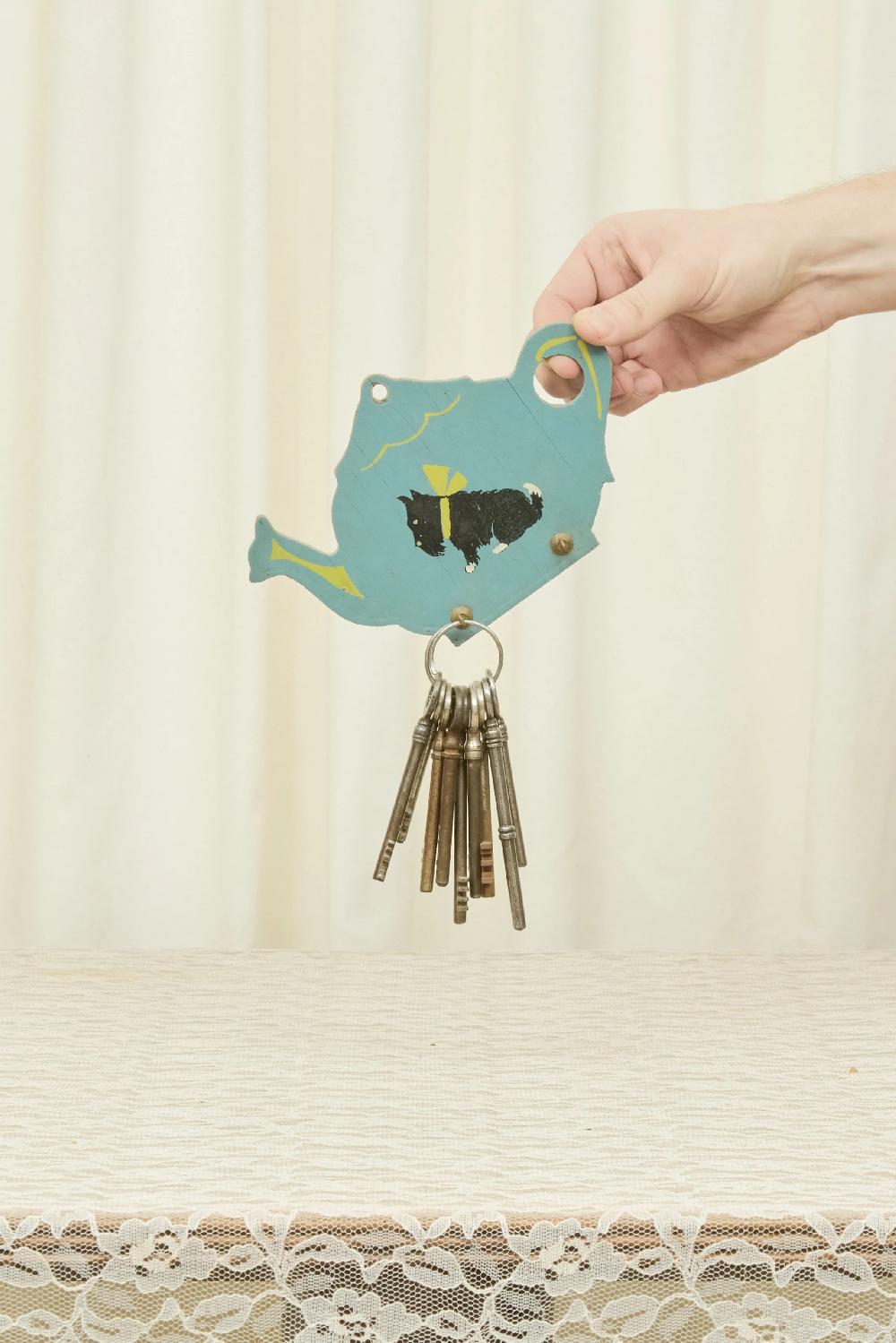 tanner fletcher Vintage Scottie Teapot Wall Hook