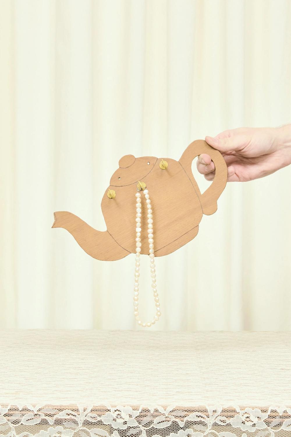 Tanner Fletcher Vintage Teapot Hook And Dish