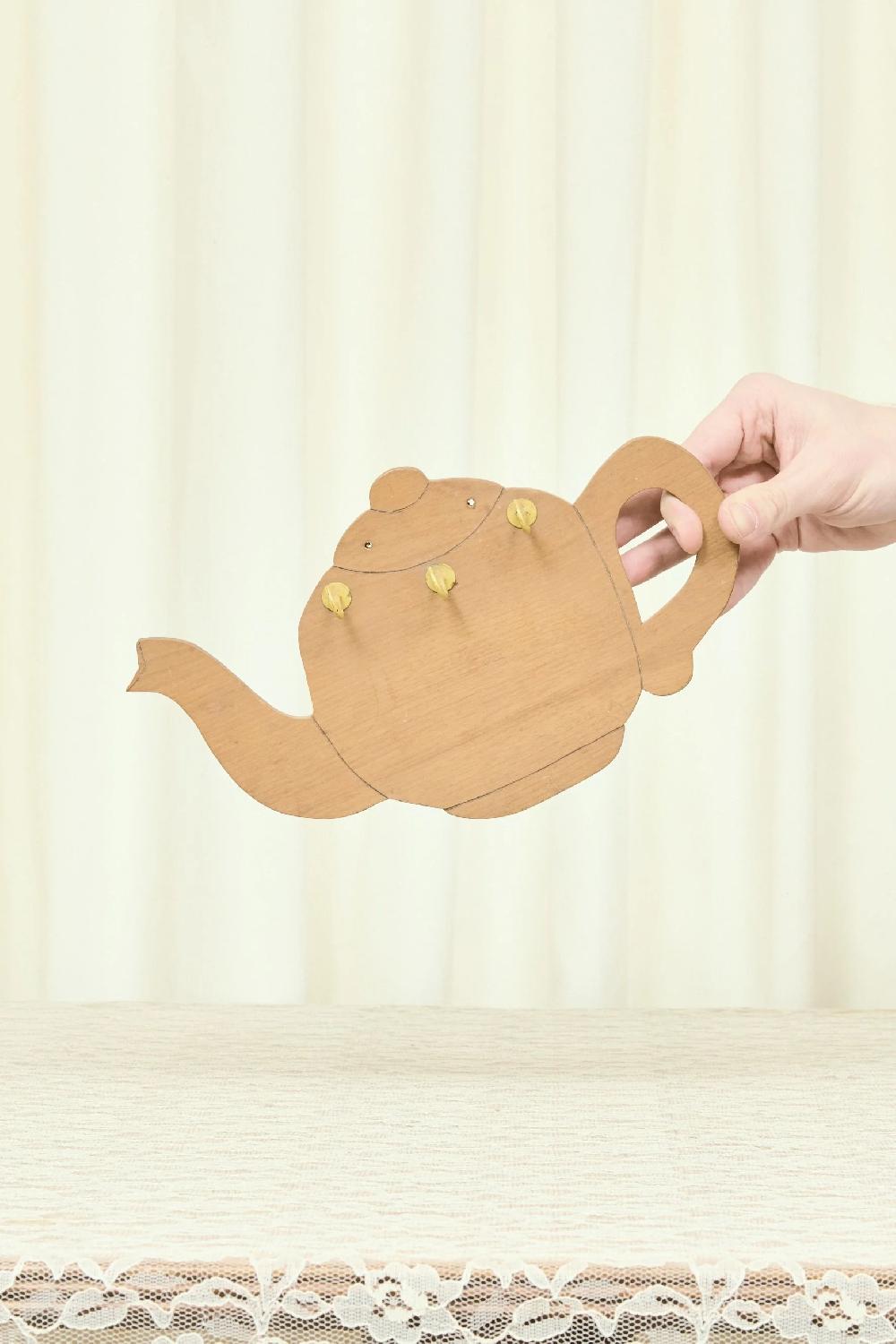 Tanner Fletcher Vintage Teapot Hook And Dish