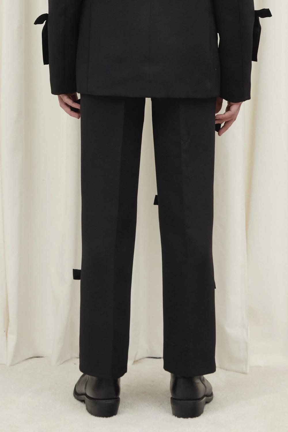 Tanner Fletcher Willie Monochromatic Bow Trouser