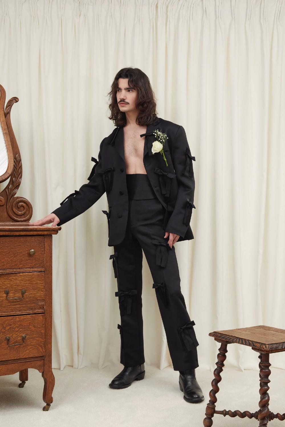 Tanner Fletcher Willie Monochromatic Bow Trouser