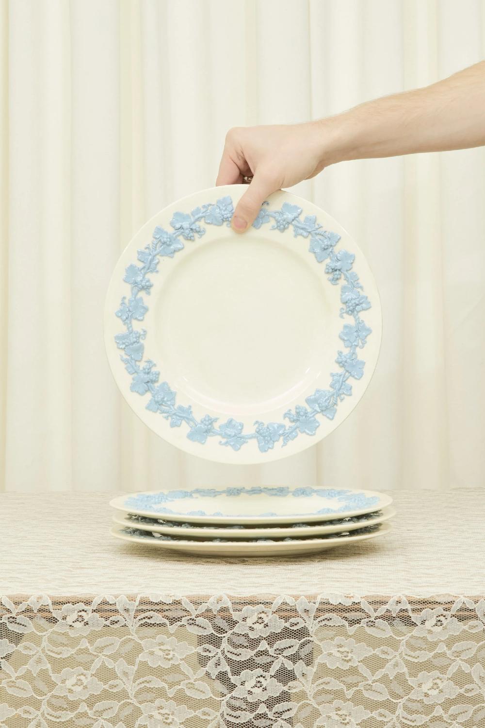 Tanner Fletcher Vintage Floral Trimmed Plates Set/4