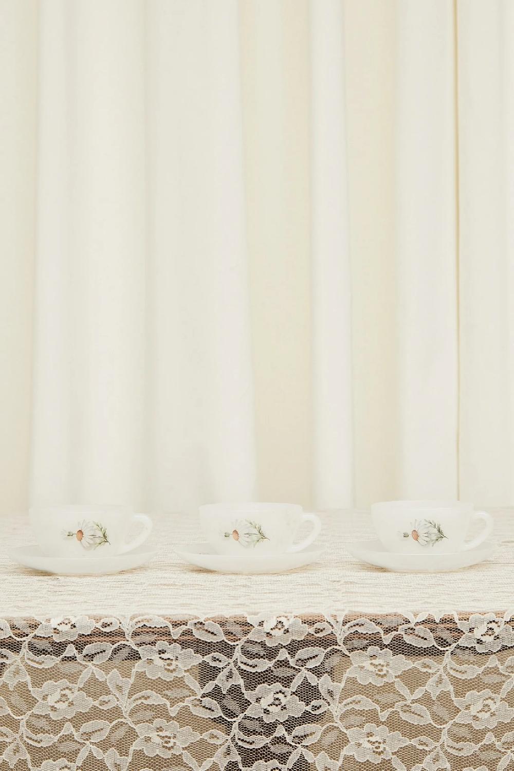 Tanner Fletcher Vintage French Daisy Teacup & Saucer Set