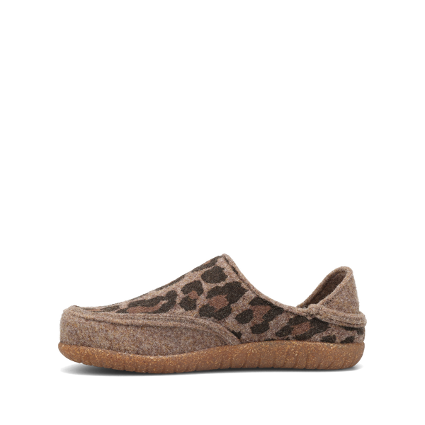 Taos Footwear Convertawool — Tan Leopard Wool